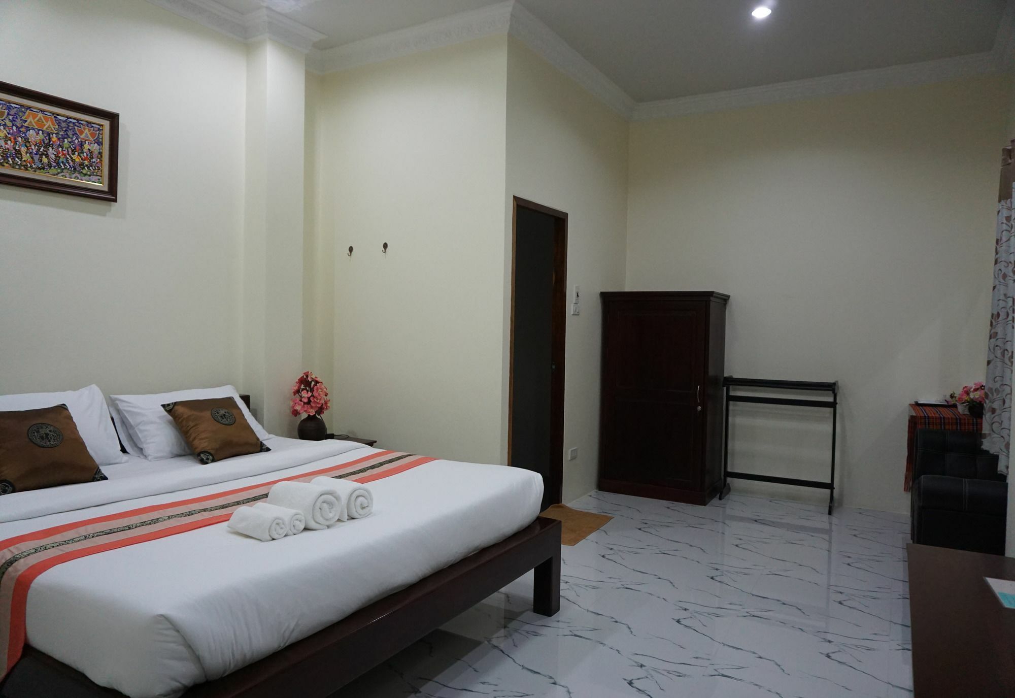 Hotel Reun Pon Aek Chiang Rai Esterno foto