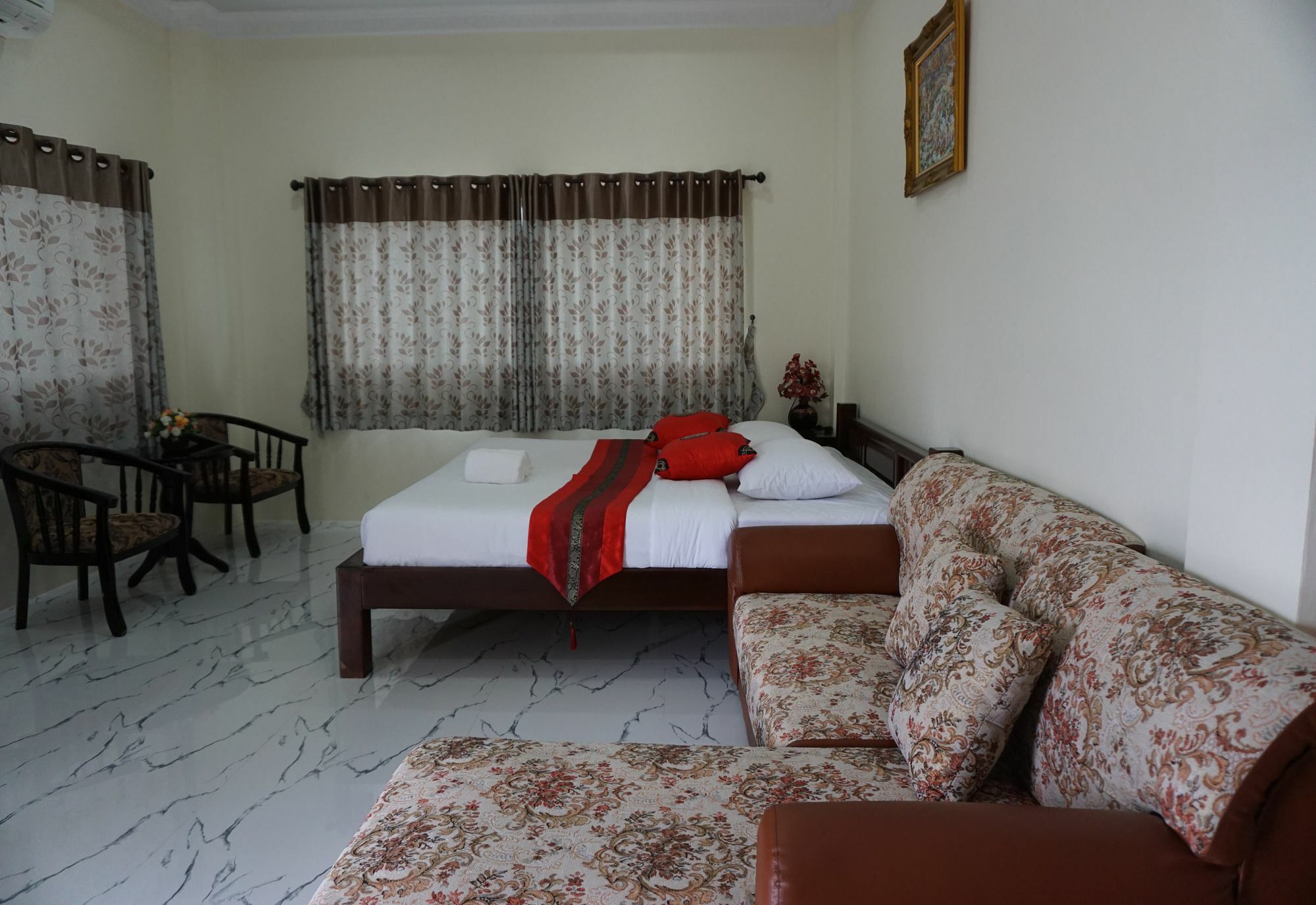 Hotel Reun Pon Aek Chiang Rai Esterno foto